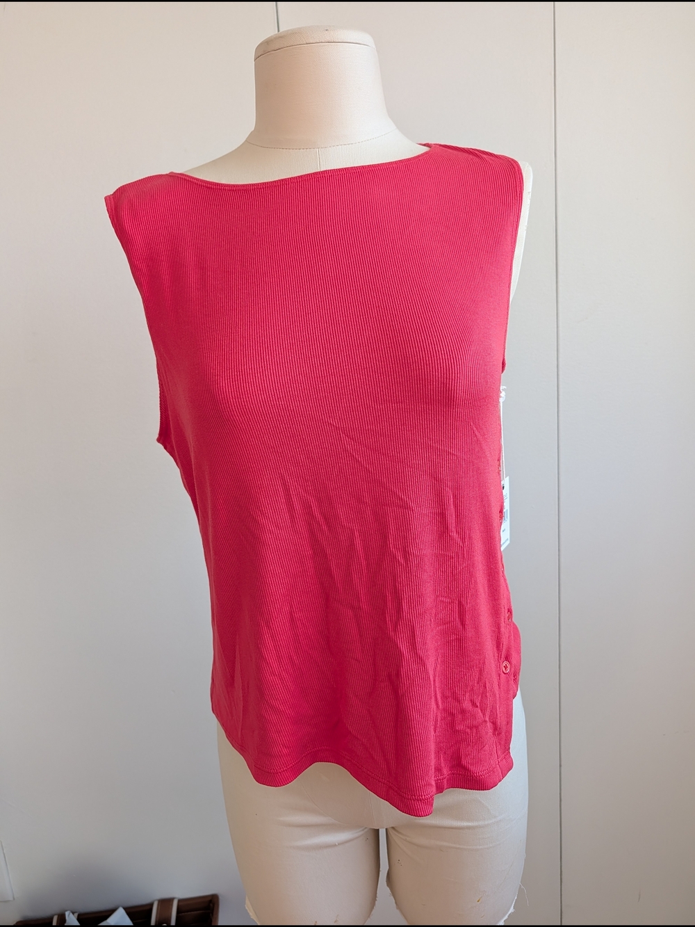 Dex Ribbed Sleeveless Camisole in  Raspberry
